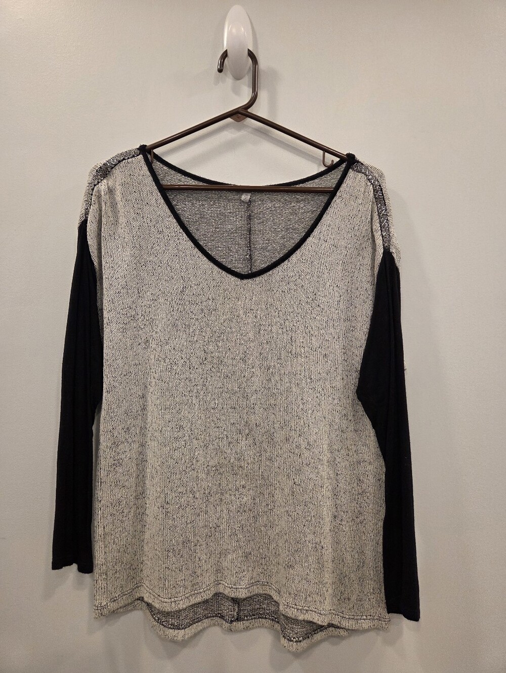 Charlotte Russe Blouse V-Neck Slouchy XL